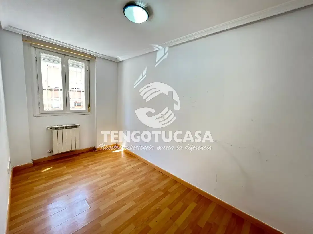 Piso en  Calle de Nuestra Señora del Villar - Foto 6