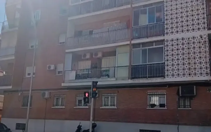 Piso en  Calle de la Estafeta 7 - Foto 1