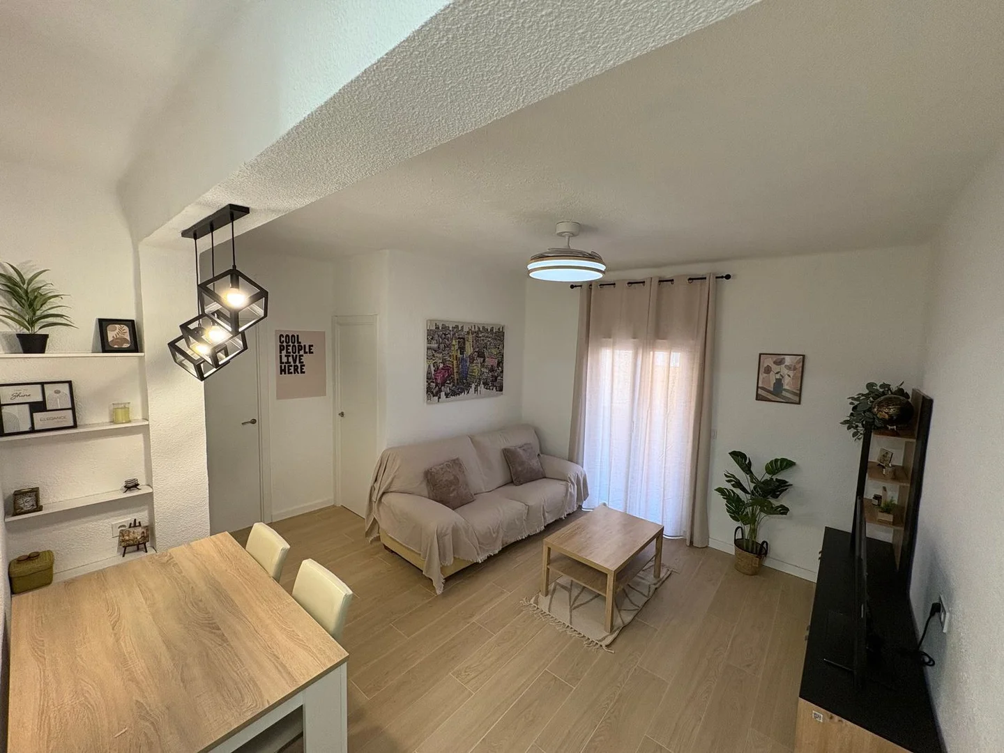 Piso en calle Emilio Sala Hernandez, 1 - Foto 1