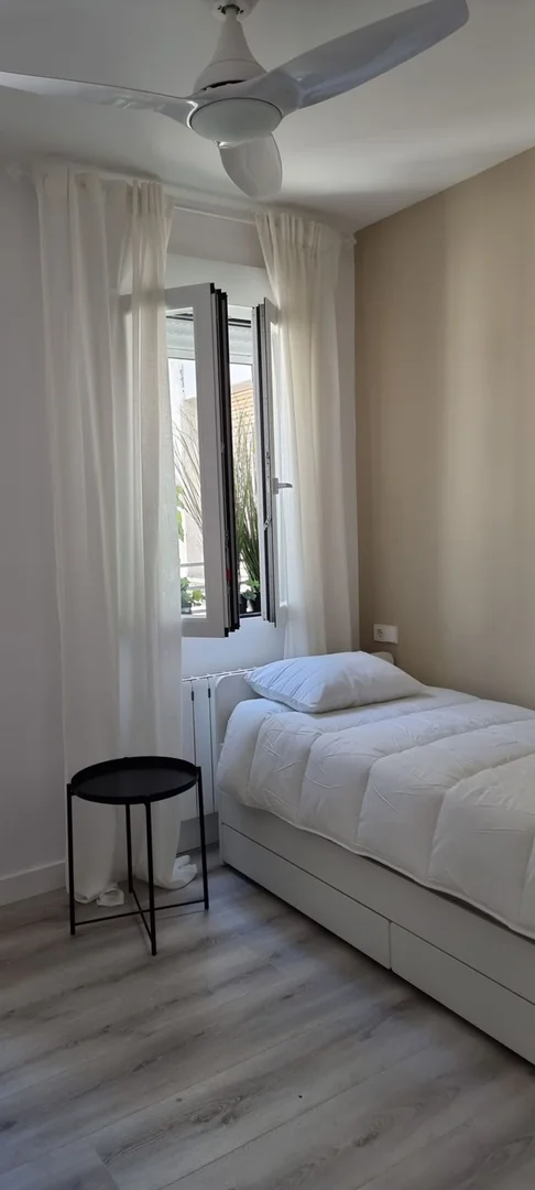 Piso en avenida de la Reina Victoria, 40 - Foto 17