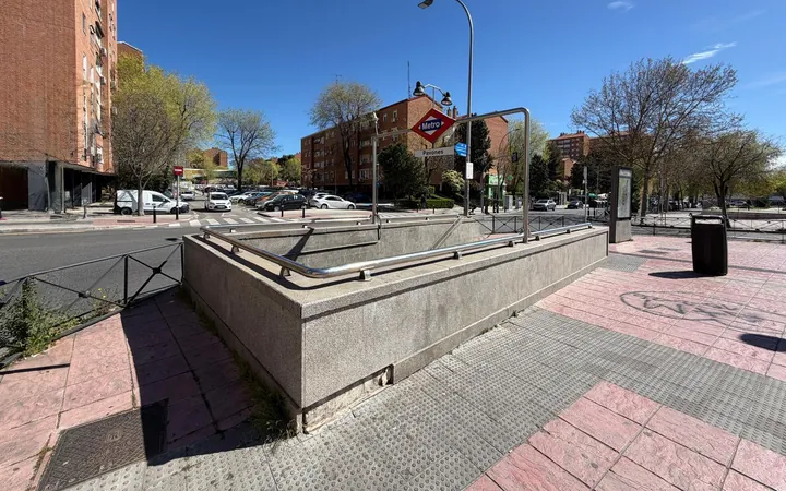 Piso en Luis De Hoyos Sainz, Pavones - Foto 17