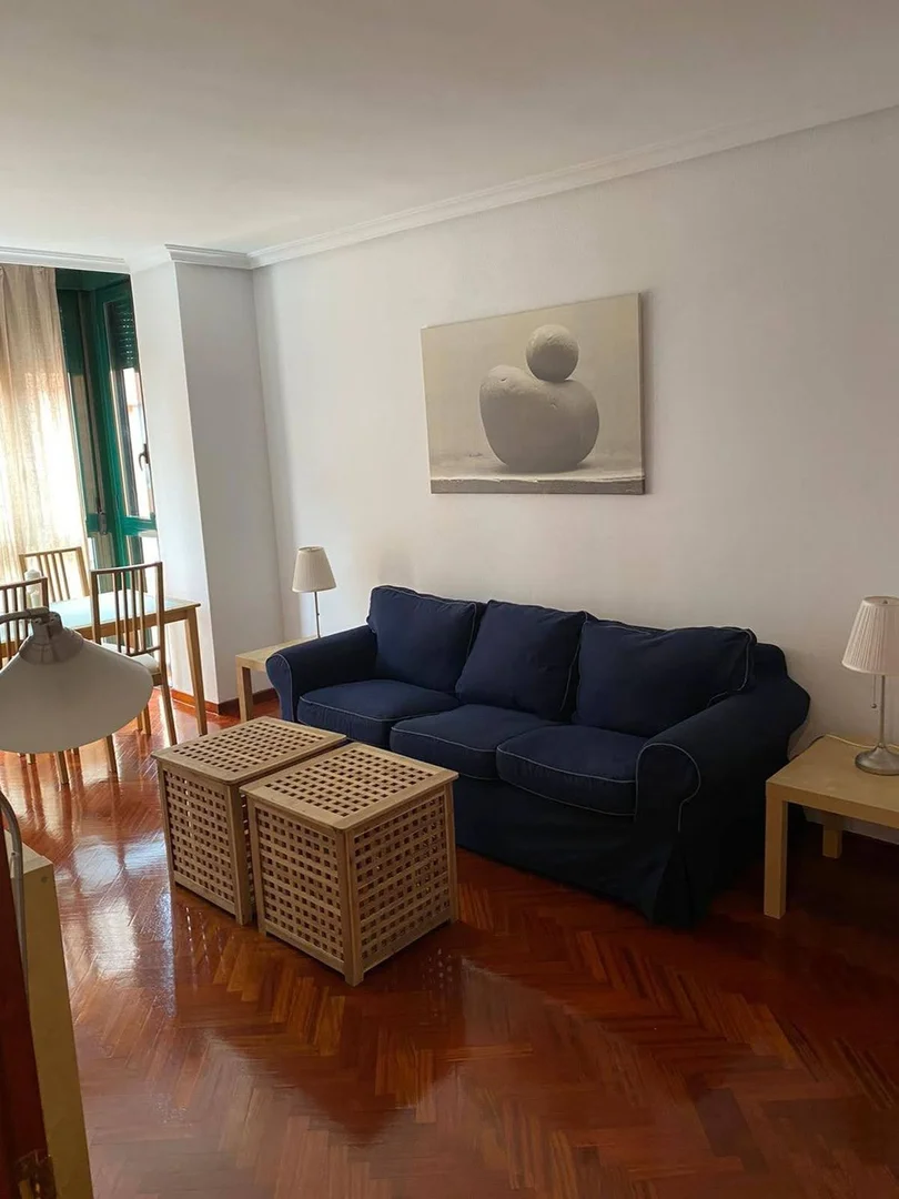 Piso en calle Juan de Mariana, 7 - Foto 2