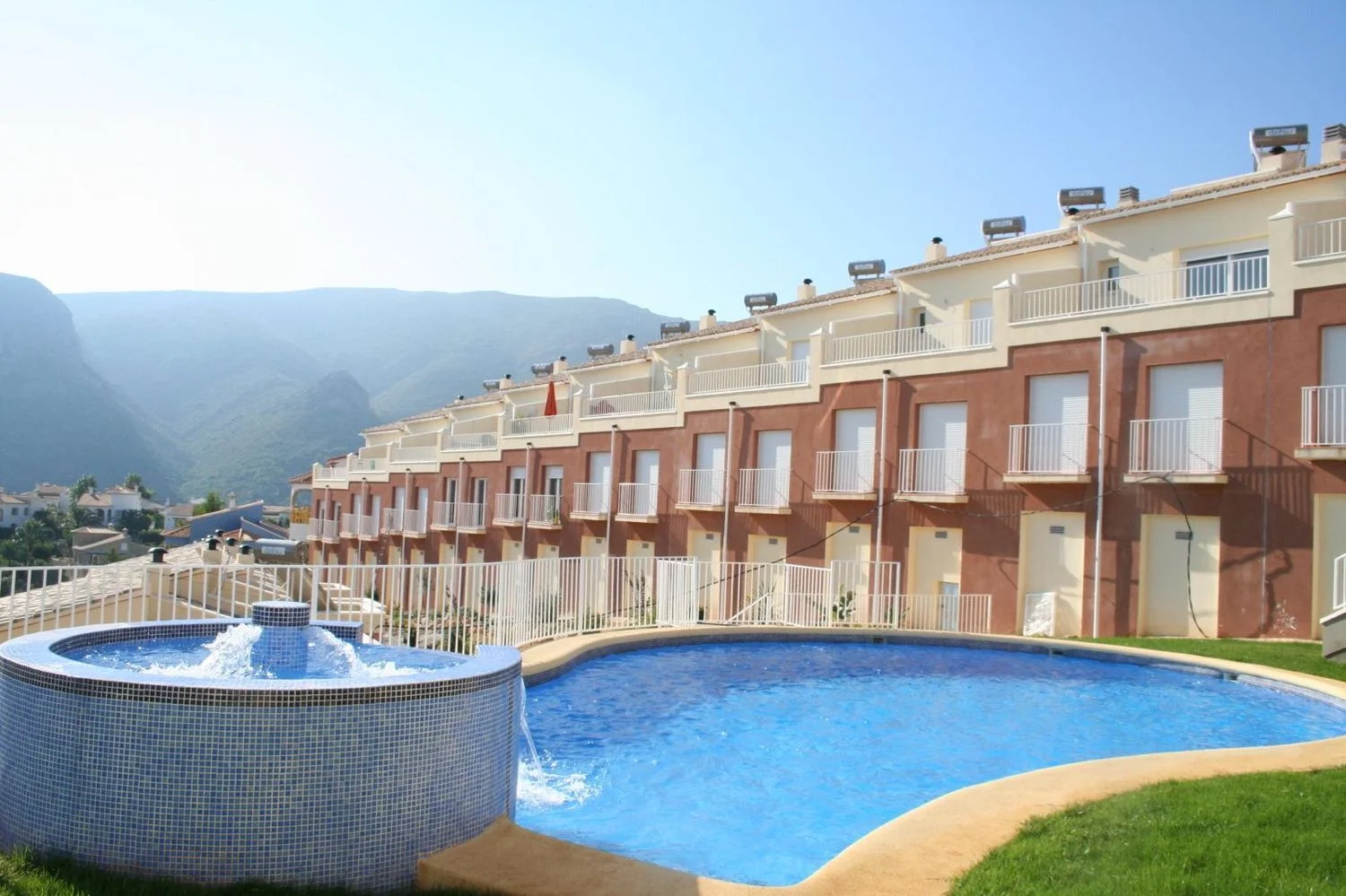 Chalet adosado en Calle Riu Túria, 10, Monte Solana, Monte Solana - Foto 2