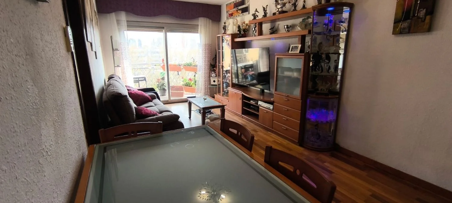 Piso en calle d'Espronceda, 6 - Foto 3