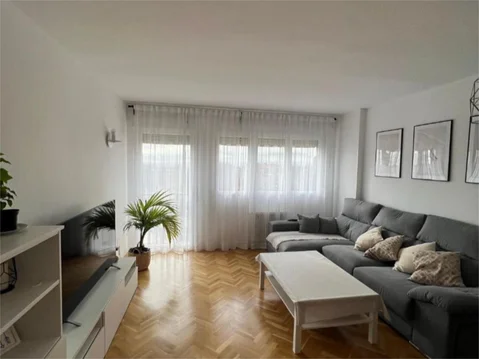 Piso en  Calle del Marqués de Lozoya 8 - Foto 1