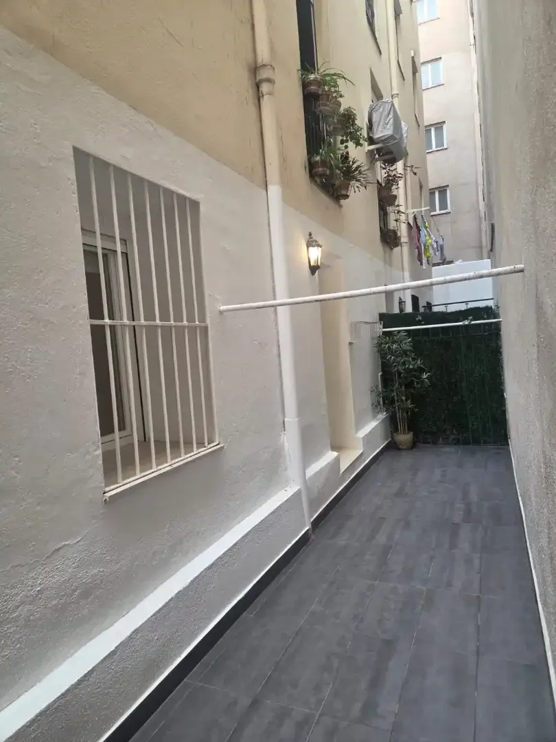 Piso en  Calle de Juan Álvarez Mendizábal 12 - Foto 9
