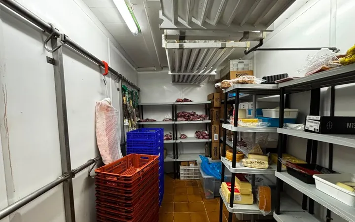 Local en Carnicería, tienda de alimentación en Avenida de Madrid, La Maternitat i Sant Ramon - Foto 17