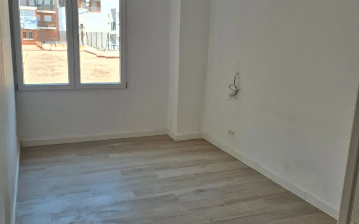 Piso en Pinos Baja, 25, Valdeacederas - Foto 3