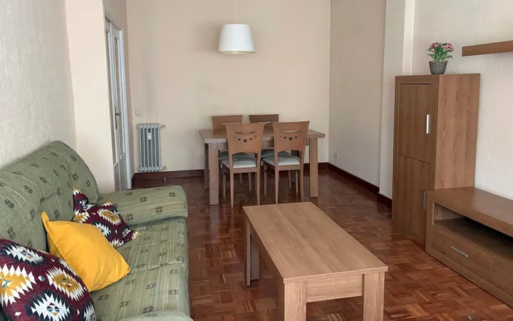 Piso en Valdezarza, Valdezarza - Foto 1