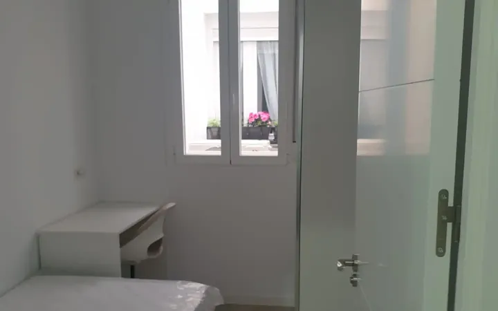 Piso en  Calle de Fernández de los Ríos 77 - Foto 9