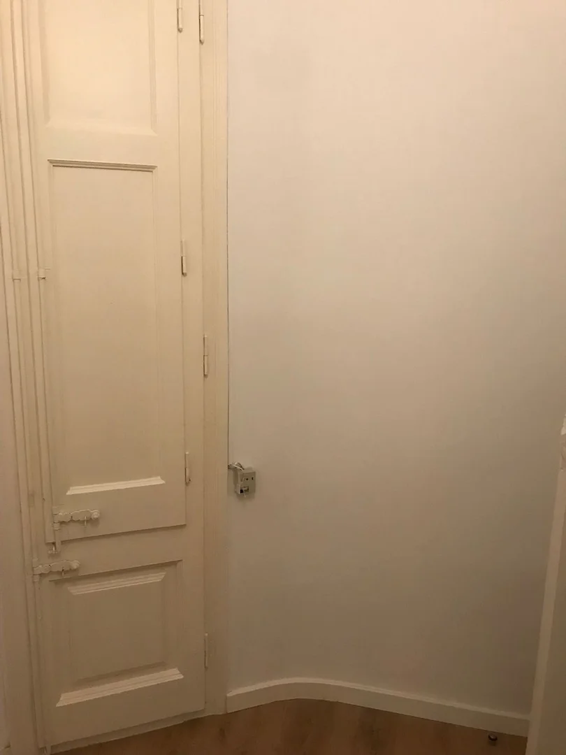 Piso en calle de Villarroel, 40 - Foto 3