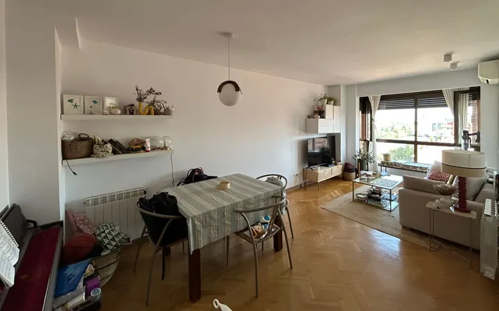 Piso en Calle de Rafael Bergamín, 6, San Juan Bautista - Foto 1