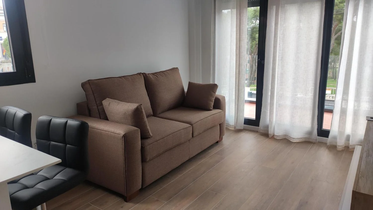 Piso en calle de los Pirineos, 49 b