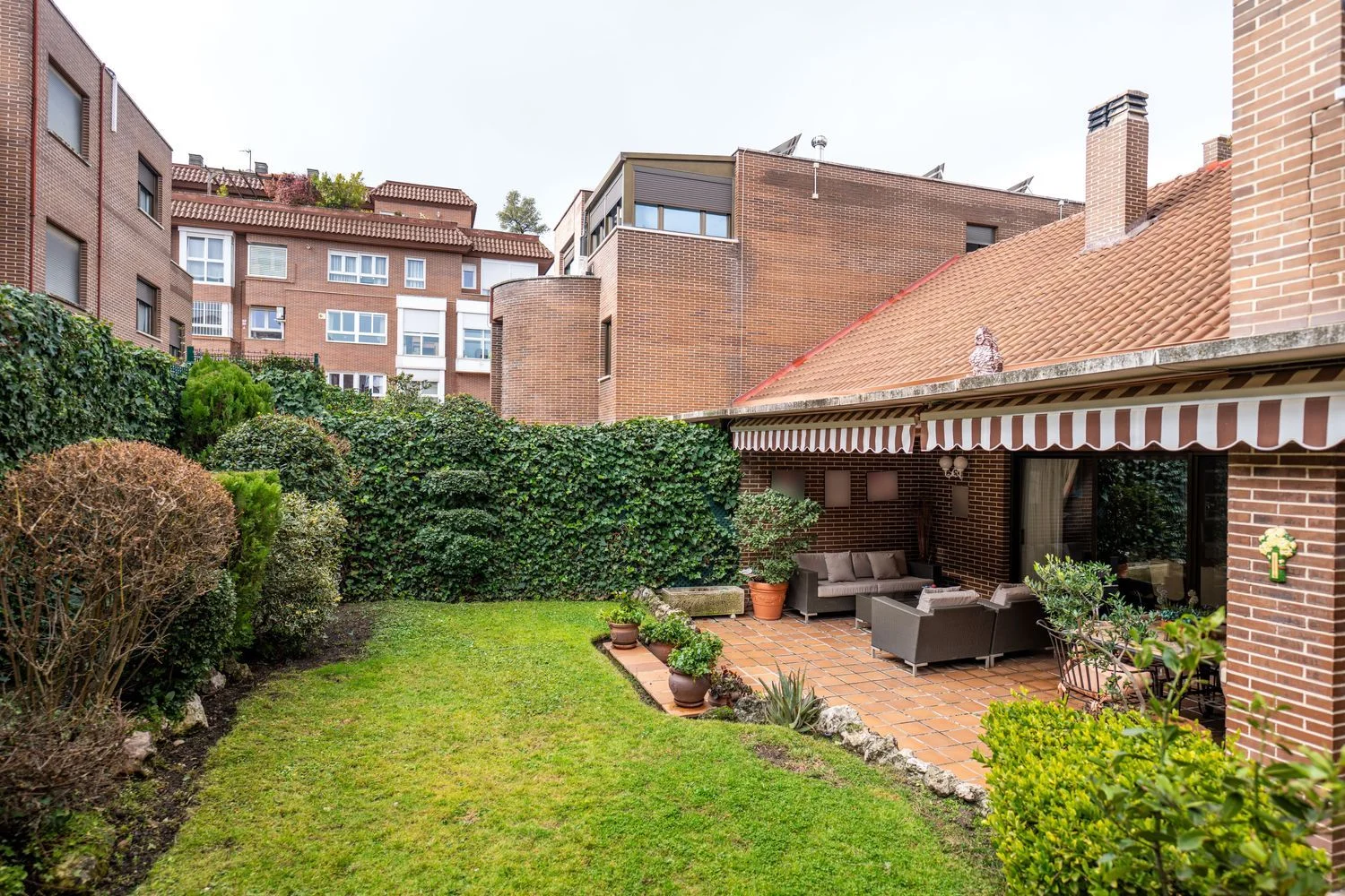 Chalet pareado en calle de Bueso de Pineda, 62 - Foto 38