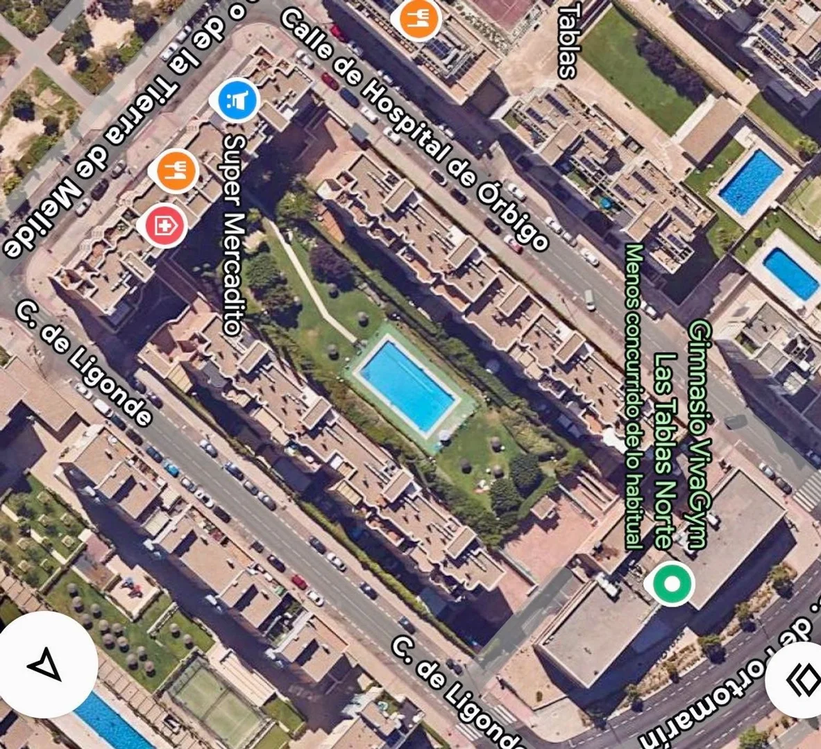 Piso en calle de Ligonde, 3