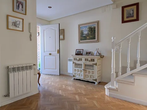 Chalet adosado en Barrio Palomas - Foto 6