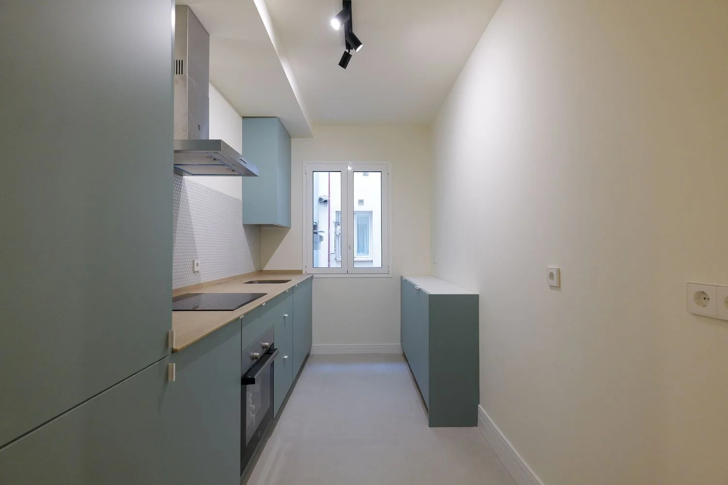 Piso en calle de Blasco de Garay - Foto 3