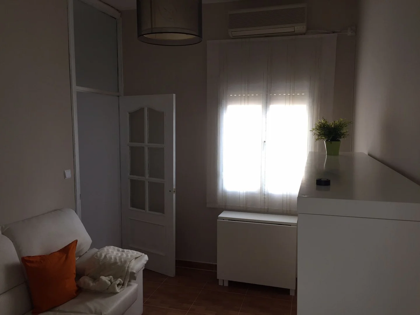 Piso en calle de Guzmán el Bueno, 65 - Foto 5