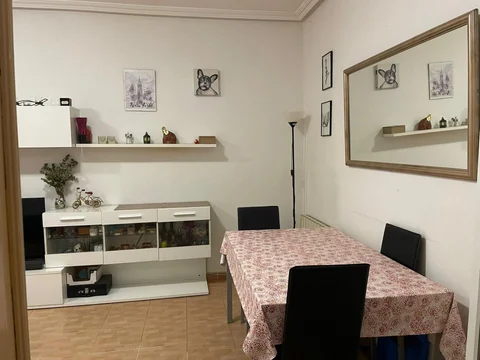 Piso en  Calle de Castrojeriz s/n - Foto 5