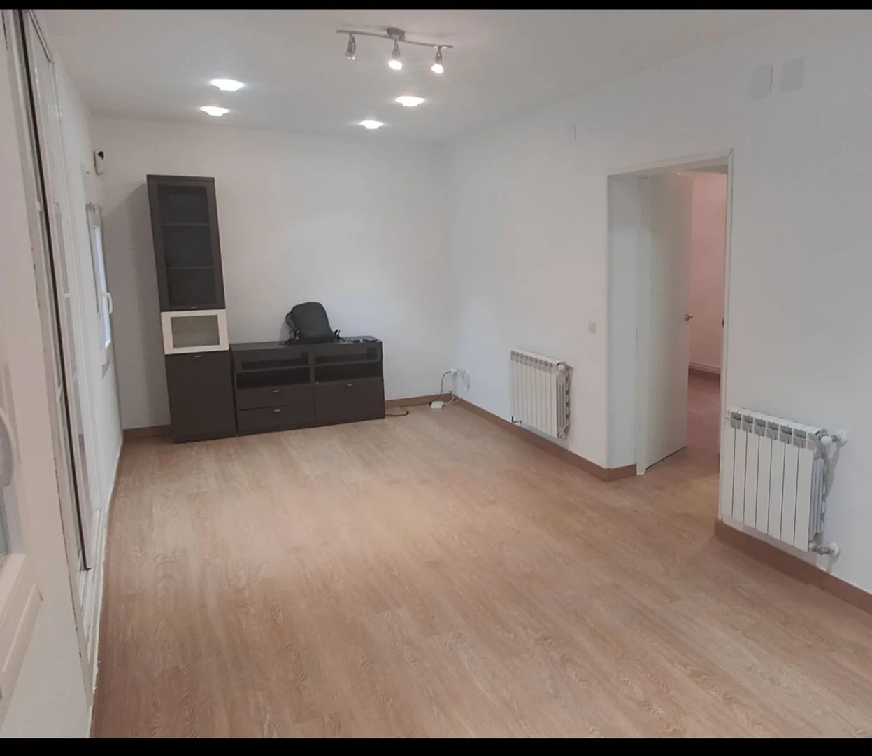 Piso en calle Uceda, 97