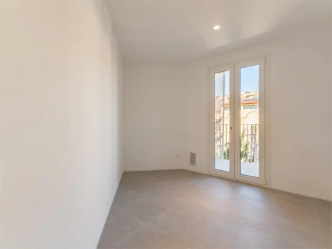 Piso en  Calle de Poblet 4 - Foto 9