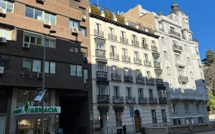 Piso en Calle de Almagro, 11 - Foto 2