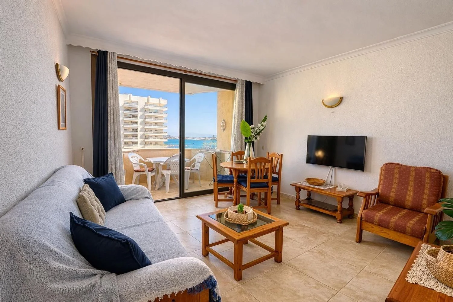 Piso en calle Martinez Catena, 6 - Foto 2