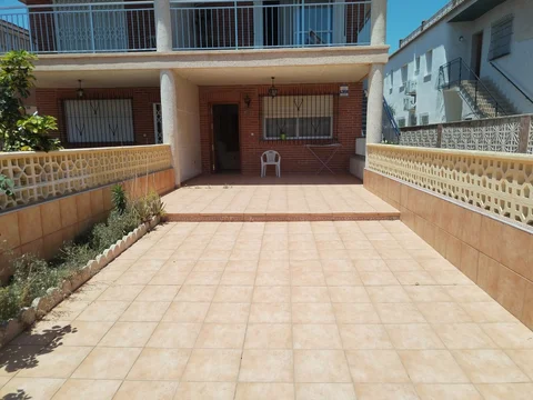 Chalet pareado en Calle Idioma Esperanto, 21 - Foto 2