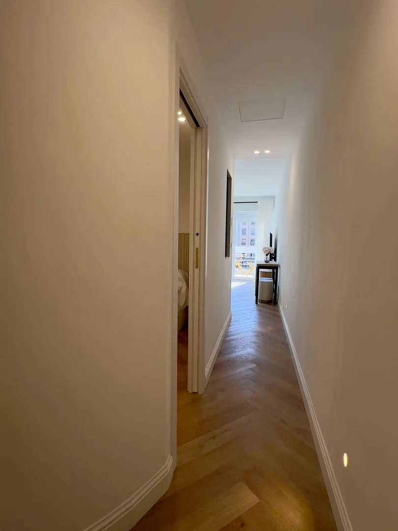 Piso en Barrio Chueca-Justicia - Foto 2