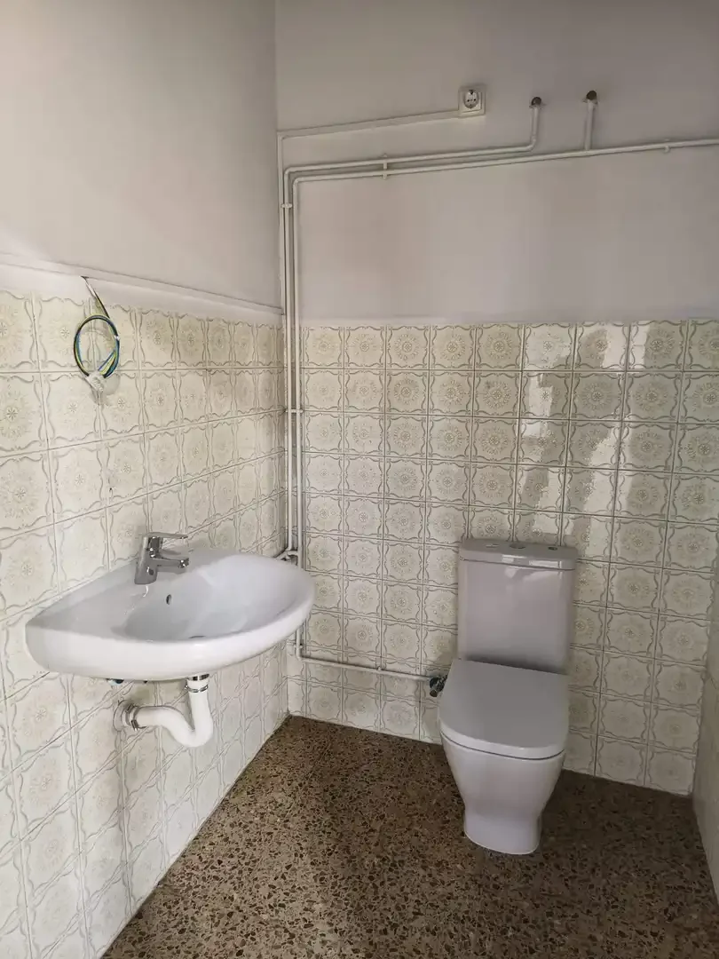 Local comercial en  Carrer del Concili de Trento - Foto 8