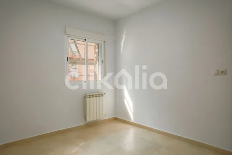 Piso en calle de Zaldívar - Foto 8