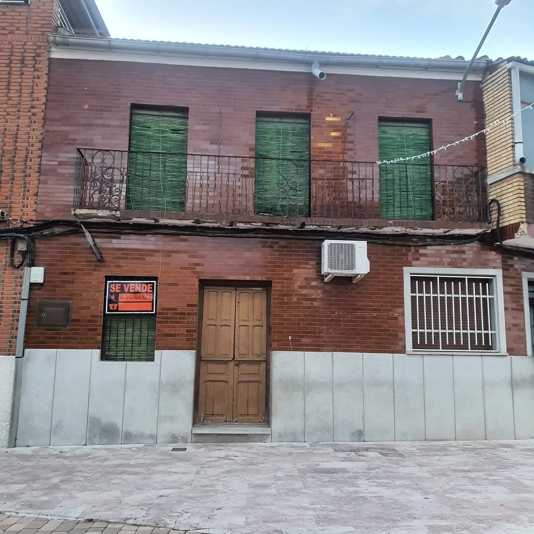 Casa de pueblo en Plaza Constitución, 5 - Foto 2