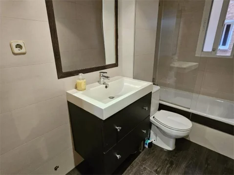 Piso en  Calle de Guillermo Pingarron 10 - Foto 4