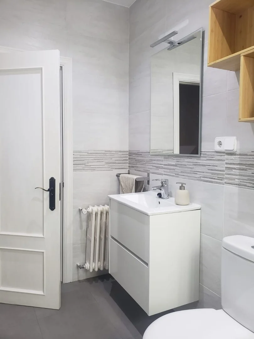 Piso en calle de Alcalá, 370 - Foto 3