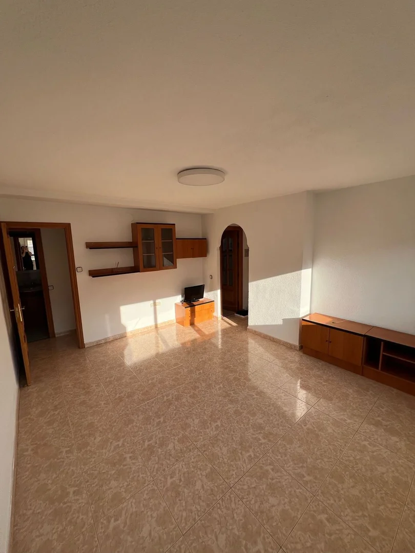 Piso en calle de la Encomienda de Palacios, 130