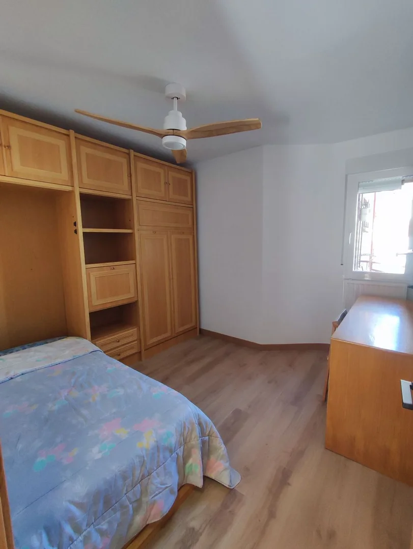 Piso en Barrio Zofío - Foto 25