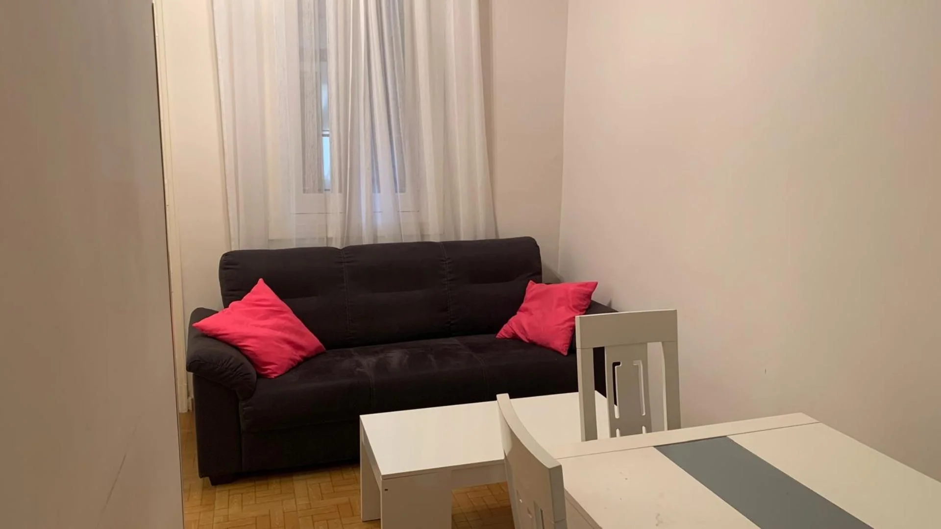 Piso en  Calle de Galileo 19 - Foto 3