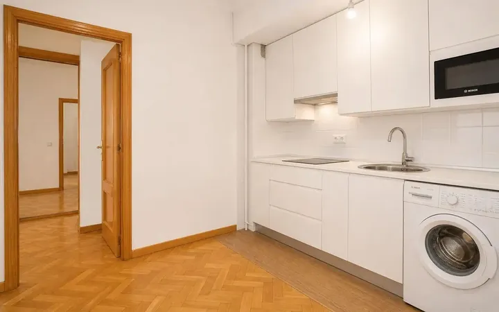 Piso en  Calle MONTERA - Foto 15