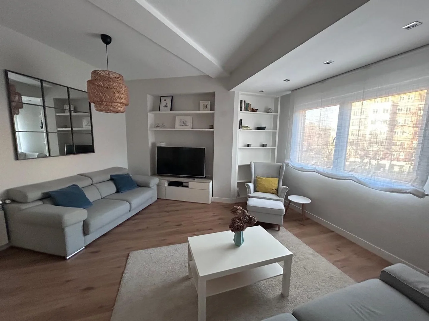 Piso en plaza de Juan Zorrilla, 3 - Foto 1