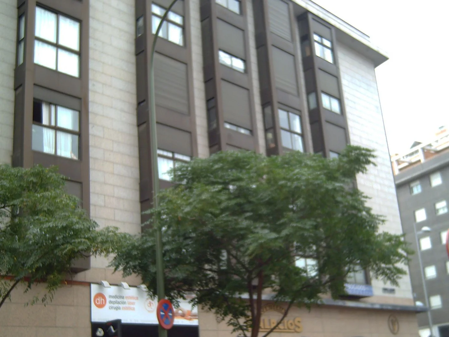 Estudio en calle Sor Angela de la Cruz, 43