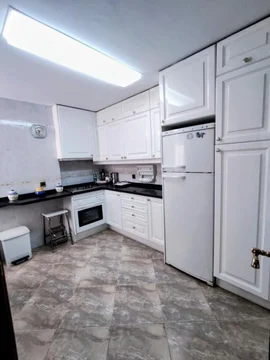 Piso en  Avenida de la Reina Victoria 25 - Foto 6