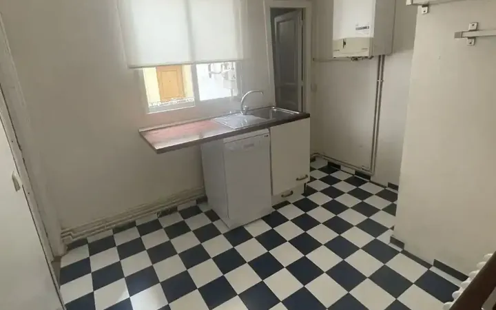 Piso en  Calle de Augusto Figueroa 6 - Foto 11