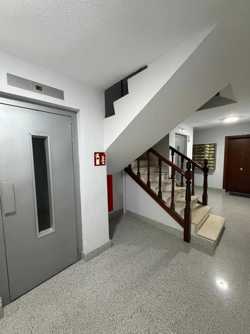 Piso en Avenida de Monforte de Lemos - Foto 4