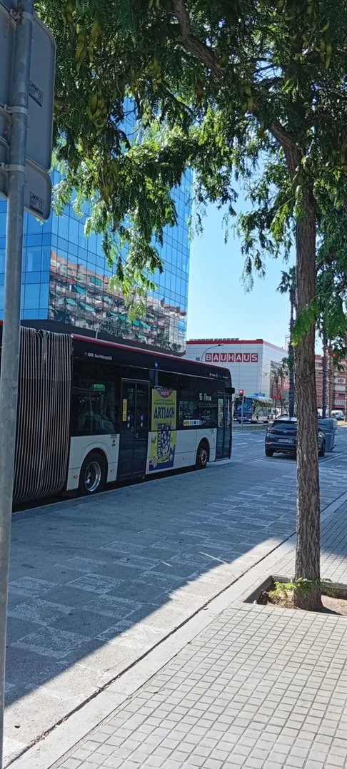 Piso en Paseo de la Zona Franca, 126 - Foto 2