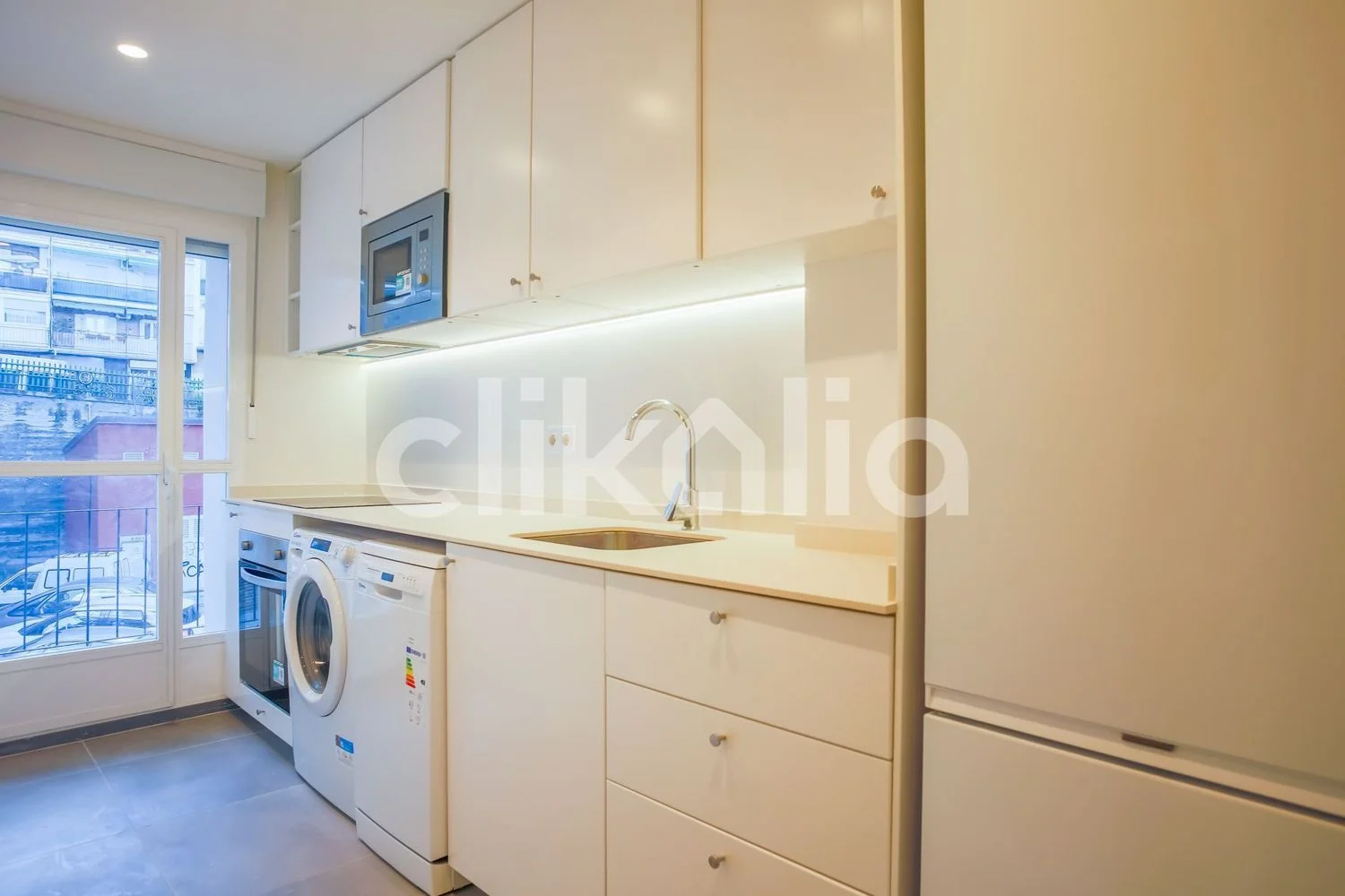 Piso en calle de Ochagavia - Foto 5