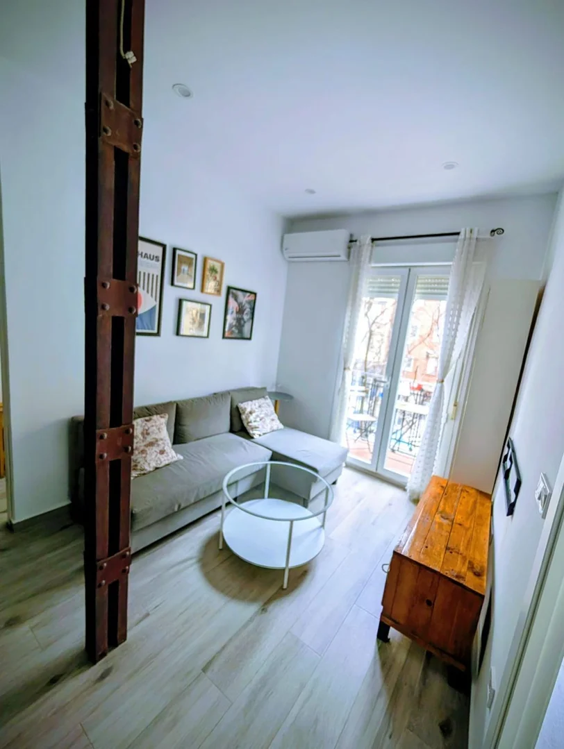 Piso en calle de Embajadores, 154 - Foto 1