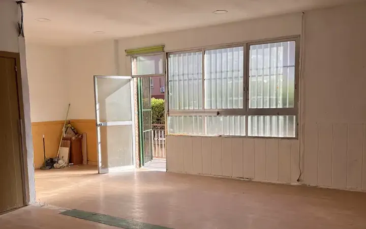 Local comercial en  Avenida de Santa Eugenia 21 - Foto 6