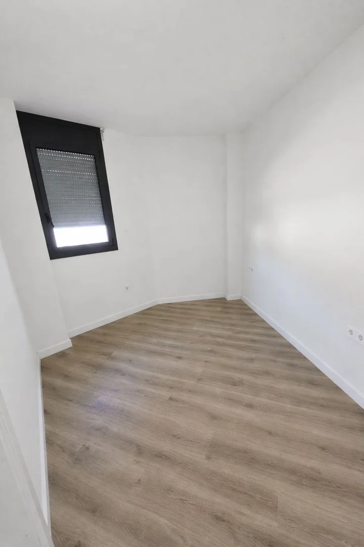 Piso en Barrio Vallparadís - Foto 3