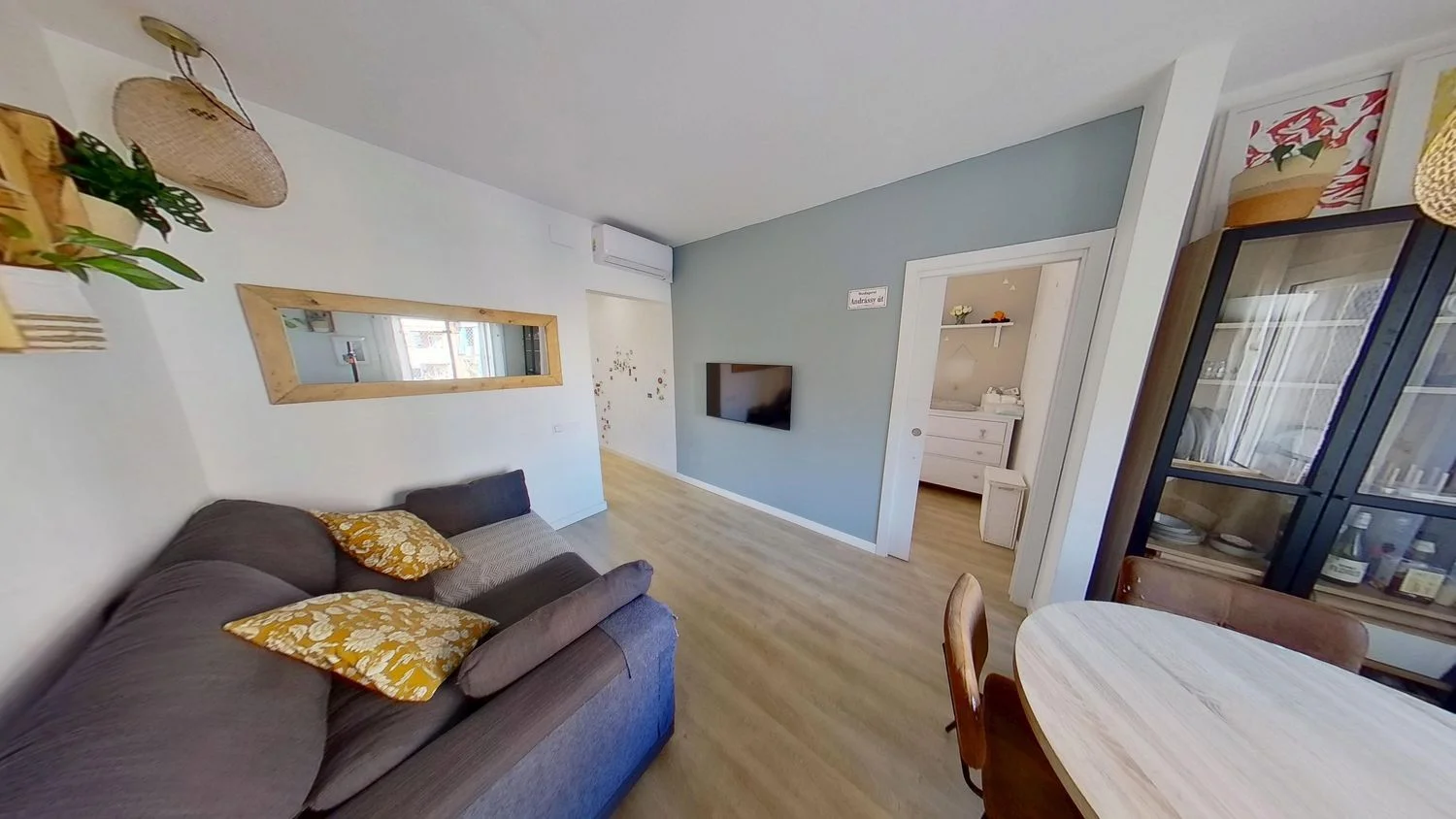 Piso en calle de Josep Estivill, 33 - Foto 1