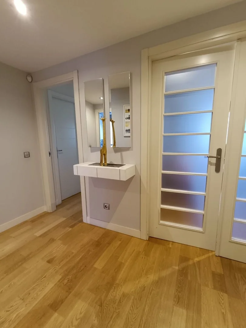 Piso en avenida de la Gran Vía del Sureste, 29 - Foto 3